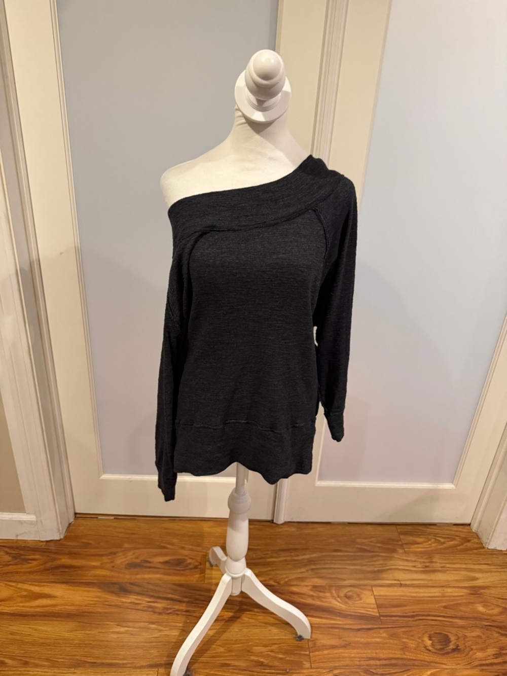 We The Free Off-Shoulder Gray Women’s Sweater